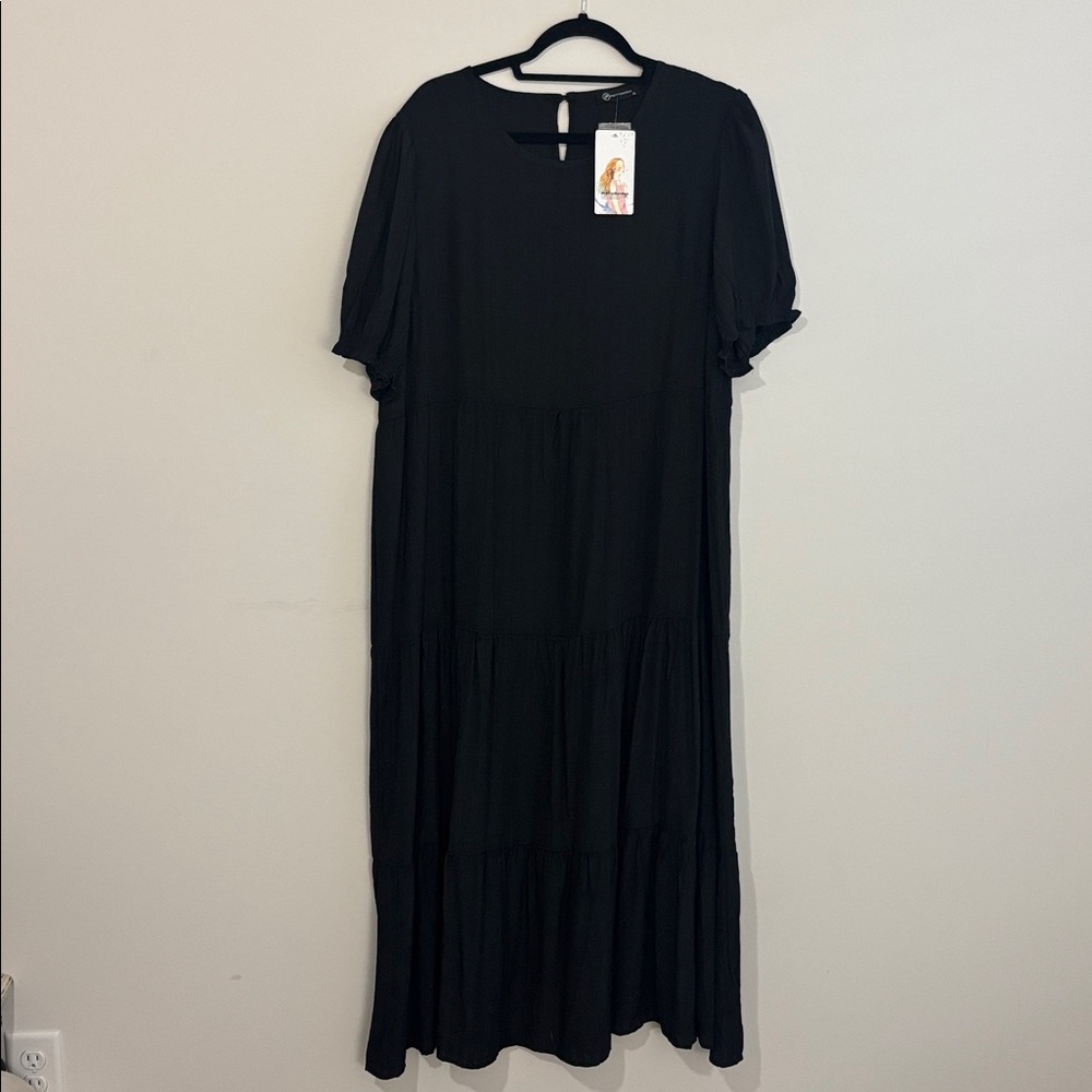 Elegant Black Maxi Dress